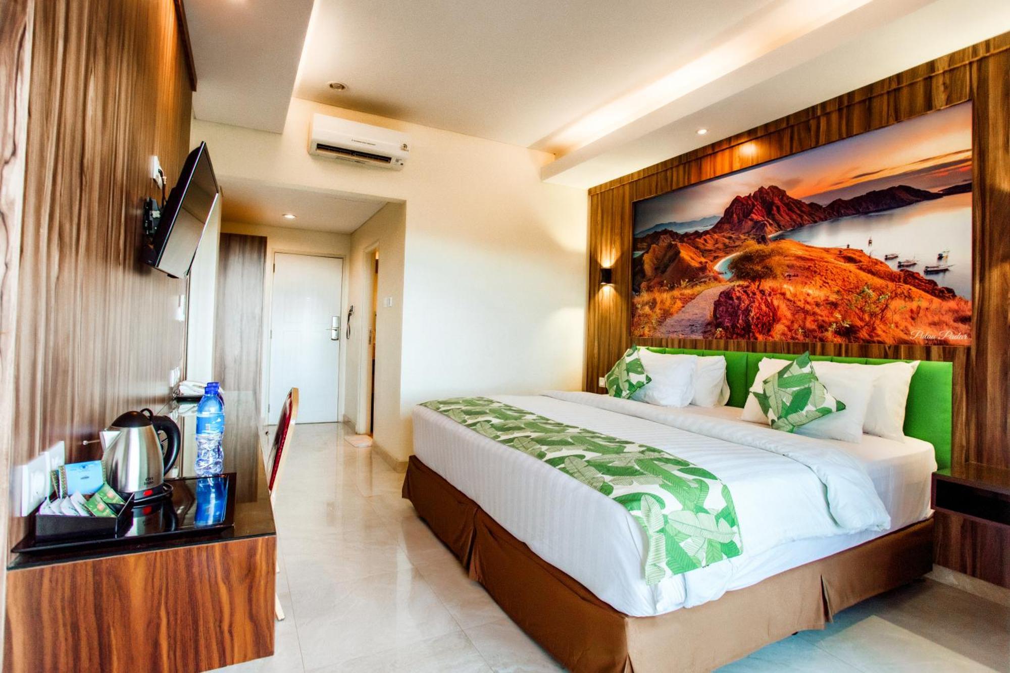 Sylvia Hotel & Resort Komodo Лабуан-Баджо Екстер'єр фото