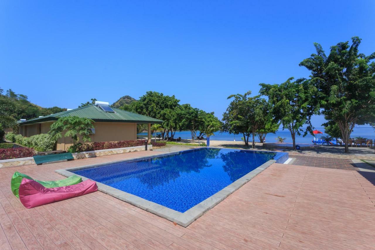Sylvia Hotel & Resort Komodo Лабуан-Баджо Екстер'єр фото
